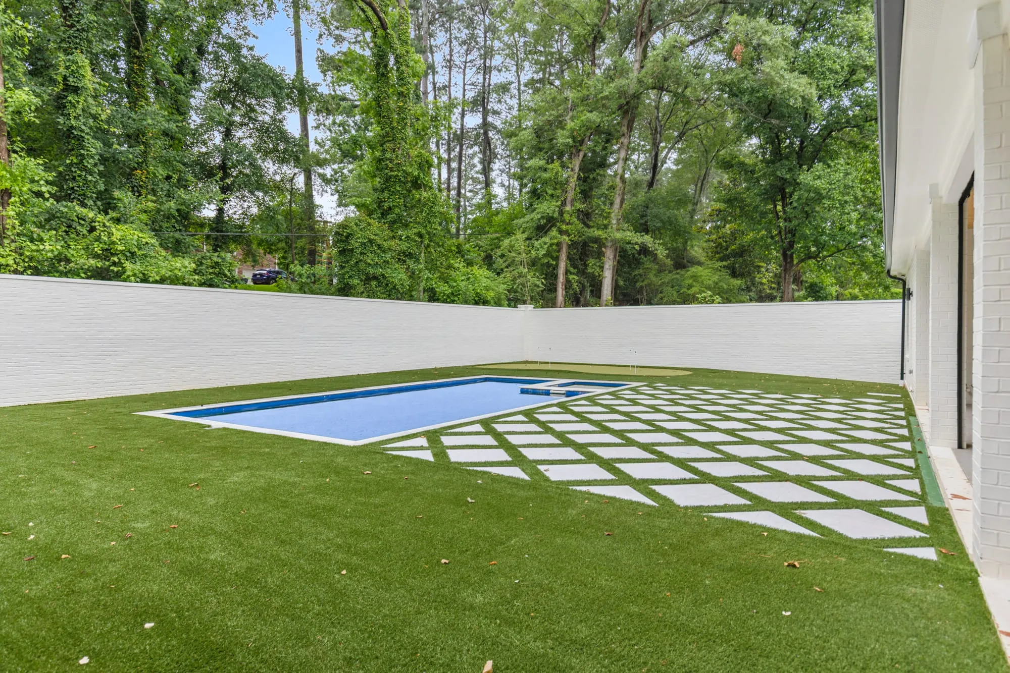 Howell Circle — photo 2